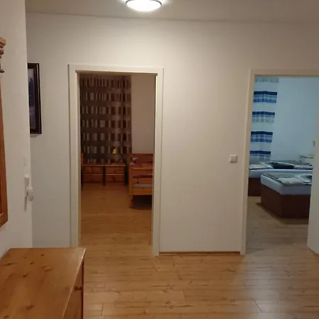 Kleb Fuer Bis Zu 6 Personen *